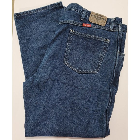 Wrangler Premium Quality, Regular Fit, Mens 42 x 30. - Picture 2 of 9